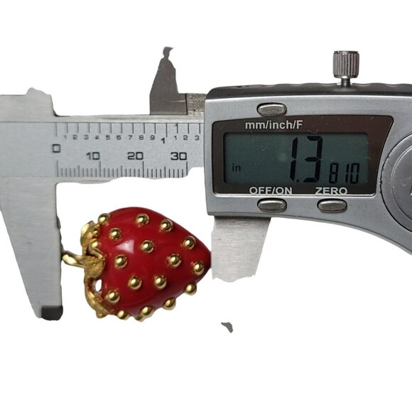 Kenneth Jay Lane Vintage Red Lucite Gold Tone Ballotini Strawberry Brooch Signed - Picture 8 of 9